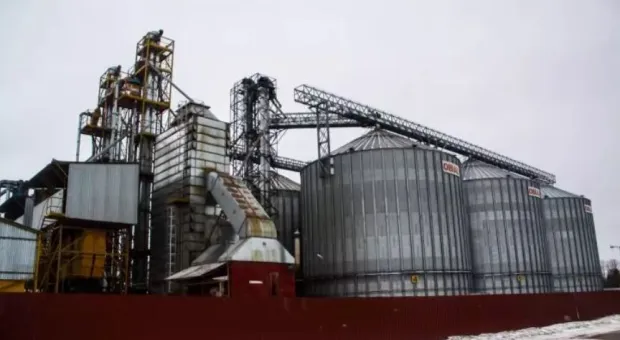 Минобороны: СБУ планирует взрыв зернохранилища в Харьковской области для обвинения России