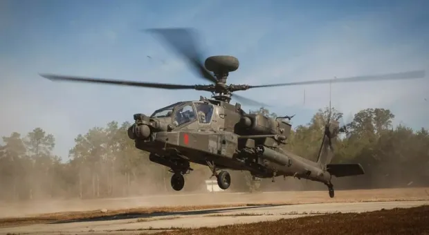 Британия передаст Украине до четырех боевых вертолетов Apache с ракетами Hellfire