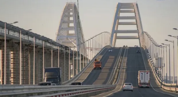 Поездку по Крымскому мосту в конце рабочей недели лучше отложить
