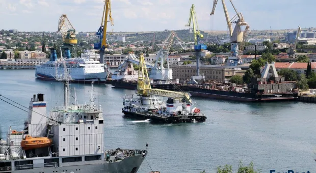 План развития севастопольского морского порта представят в конце января