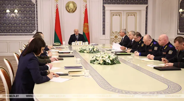 Киев попросил Лукашенко не воевать с Украиной