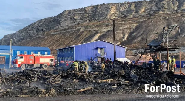 В гибельном для восьмерых строителей пожаре в Севастополе официально обвинили завхоза 