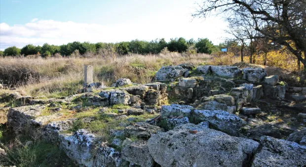 ФСБ занялась уничтожившим часть античной усадьбы севастопольцем