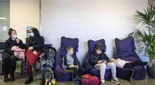 Украинских беженцев взбесило новое ограничение в палаточном лагере в Берлине