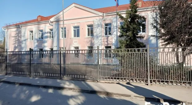 Более 500 млн рублей направлено на ремонт школ Севастополя 