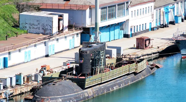 Подводная лодка «Алроса» выполнила торпедные стрельбы в Черном море