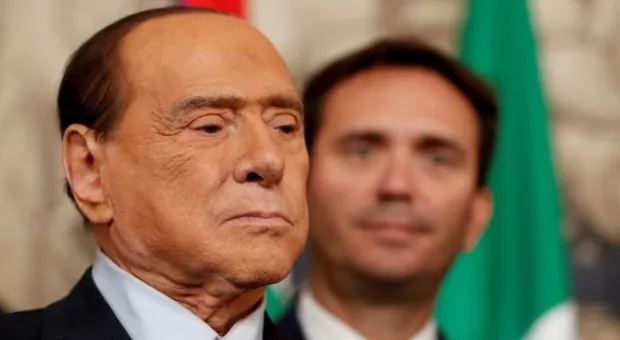 Названа опасная болезнь, которой страдает экс-премьер Италии Берлускони