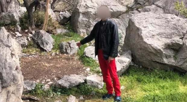 На юге Крыма местный житель оставил любителя походов без палатки и рюкзака