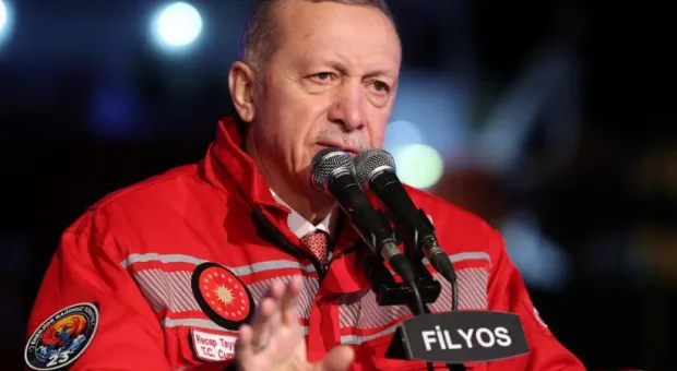 Президенту Турции стало плохо во время прямого эфира