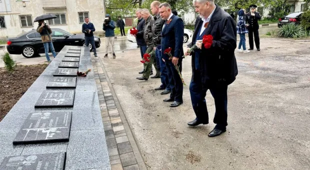 Память 16 погибших в спецоперации лётчиков увековечат на севере Крыма