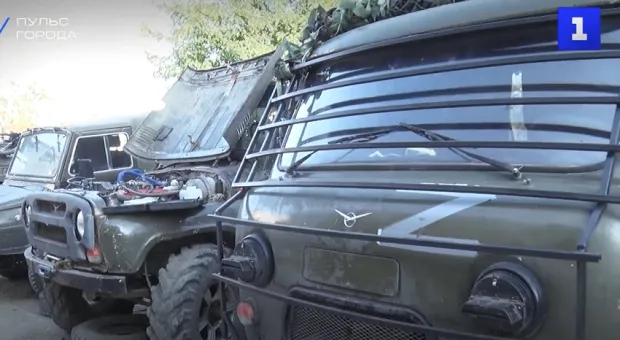 Севастопольские механики ремонтируют машины из зоны СВО 