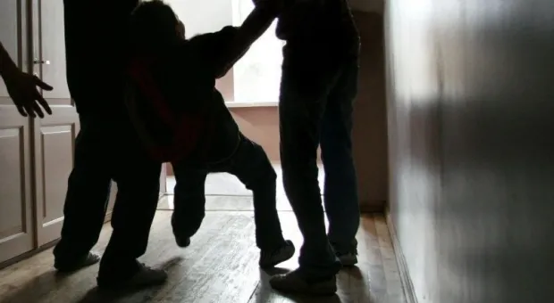 В Севастополе школьная травля закончилась избиением подростка 
