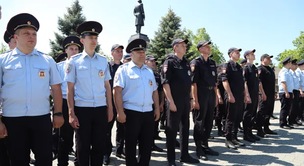 Зачем в Севастополе устроили смотр силовиков и спасателей