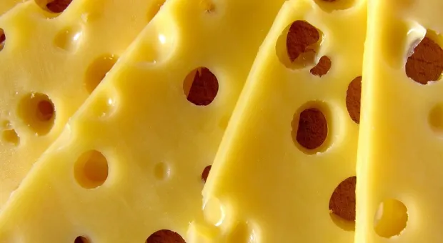 Учёные предупредили об опасности сыра