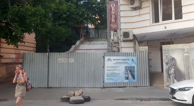 Красный гранит Таврической лестницы в Севастополе заменят на серый диорит 