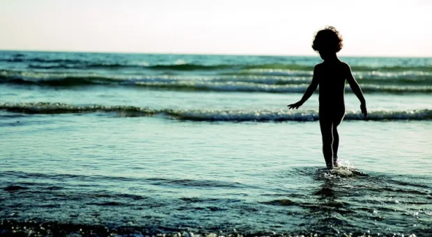 На пляже «Омега» в Севастополе утонул 7-летний ребёнок
