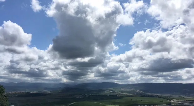 Севастополь медленно погружается в осень