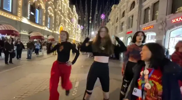 «Что за танцульки»: можно ли россиянам развлекаться во время СВО?