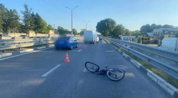 За сбитого в Крыму велосипедиста молодой водитель ответит перед судом