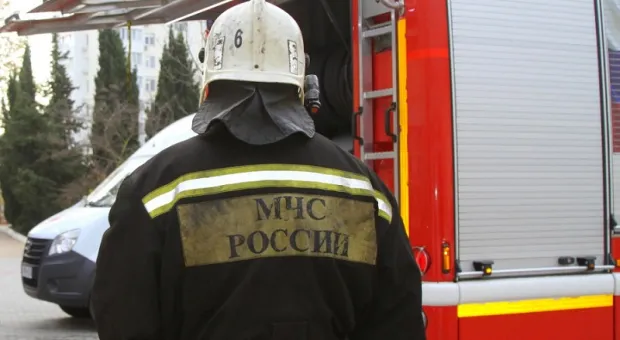 Троих взрослых и ребёнка спасли на пожаре в Севастополе 