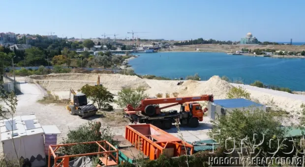Севастополь может лишиться крупного участка и пляжа на берегу Карантинной бухты 