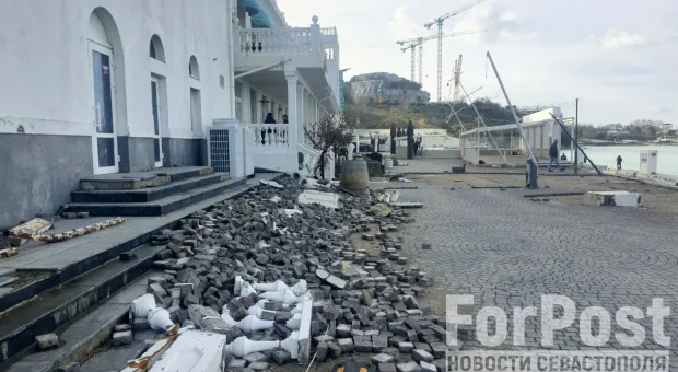 Севастополь бросил на борьбу с последствиями урагана все силы