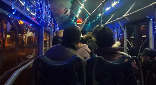 Севастопольский транспорт ходит без новогоднего убранства 