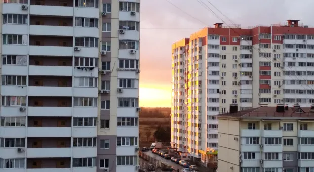 Рынок жилья в России тянет в разные стороны: чем это чревато?