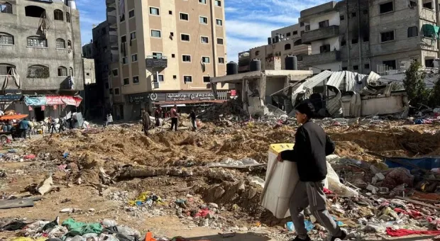 В Газе голодающие разграбили гумконвой с помощью для больниц