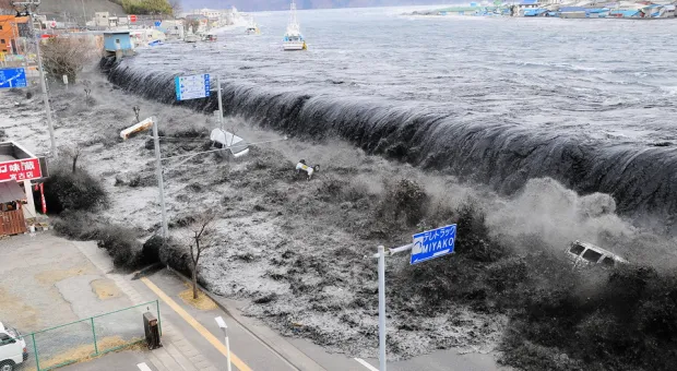 Что известно о серии землетрясений в Японии: цунами доберётся до нас?