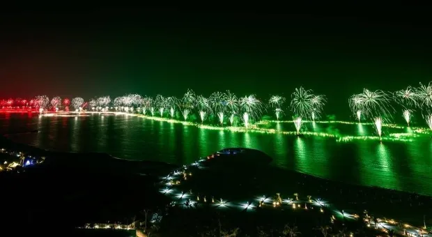 Новогодний фейерверк в Эмиратах побил два мировых рекорда