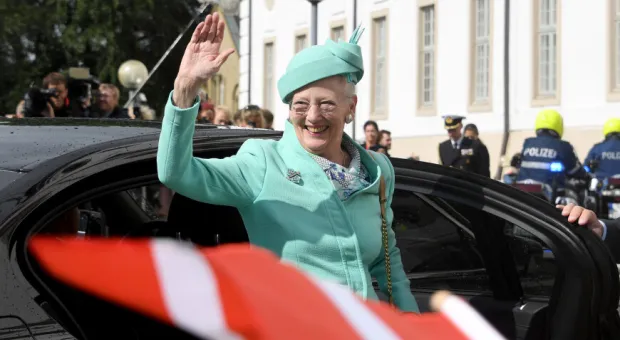 Королева Дании решила отречься от престола