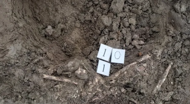 Под дорогой в Крыму обнаружили останки неизвестного