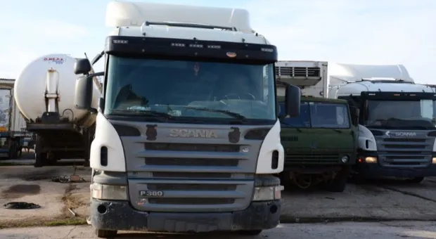 Изъятые таможней грузовики с украинской регистрацией отправили в зону СВО 