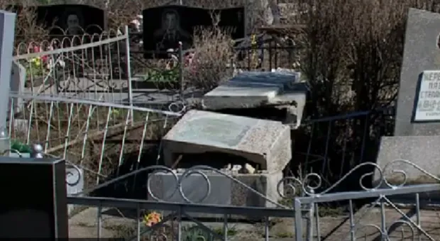 Жители Севастополя просят восстановить кладбище на мысе Маргопуло