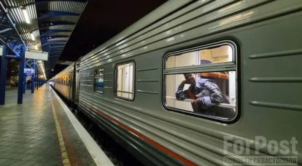 Сегодня из Крыма в Москву отправится первый курортный поезд
