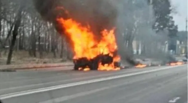 Сегодня во время обстрела Белгорода снаряд попал прямо в ехавшую машину