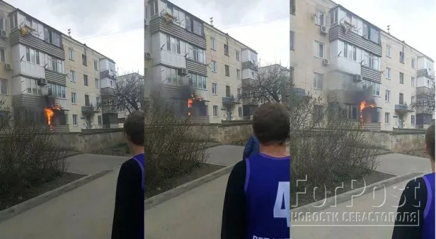 В многоквартирном доме Севастополя загорелась квартира 
