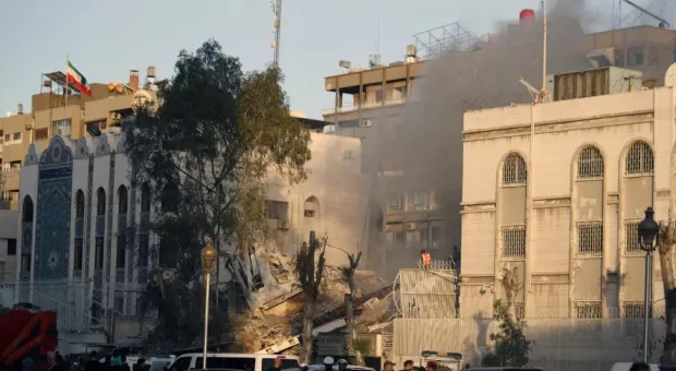 Израиль ударил по консульству Ирана в Дамаске: чем это грозит