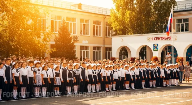 Новости Крыма - Юрист объяснил, что делать, если школьника травят, когда семья не скинулась «на шторы»