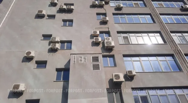 В канун Нового года сотрудник милиции и моряк дальнего плавания спасли жизнь отчаявшемуся влюбленному парню