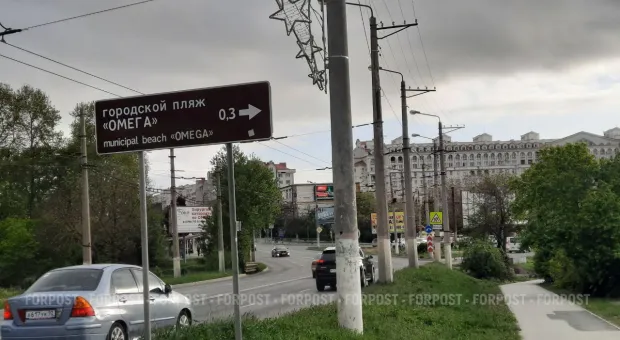 Новости Севастополя - В Севастополе в здание больницы влетел автомобиль