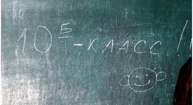 Новости Севастополя - «Мудрее должен быть старший». Ко Дню учителя