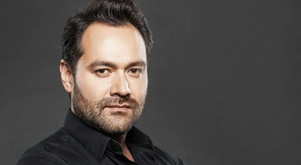 Новости Севастополя - Пятница 16:00. Прямой эфир «На троих». Ипотека по-новому/ Медицина без врачей/ Революция или единство?