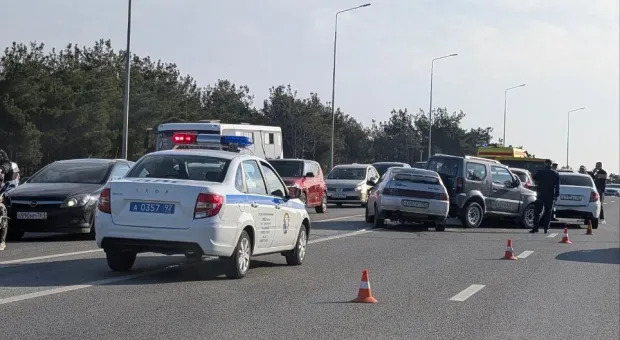 Новости Севастополя - Подростки на багги влетели в толпу людей