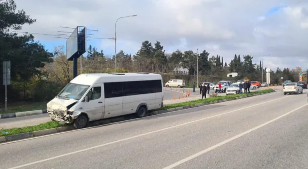 Новости Севастополя - Младенец погиб в аварии с фурой на крымской трассе