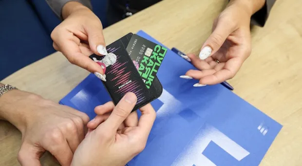 Новости России - 280 крымчан получили сертификаты от ВТБ. +3000 ₽ за выбор зарплатного банка