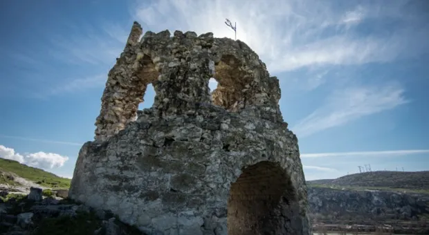 В горы с уверенностью: как выбрать маршрут, инструктора и подготовиться к походу