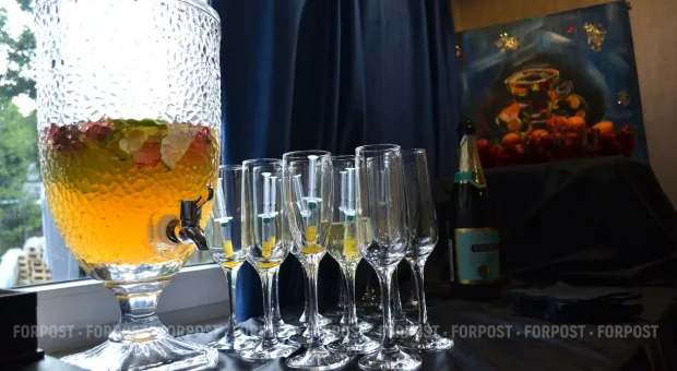 Новости Севастополя - Цвет, букет, аромат: в Крыму оценили вкус 75-летнего вина