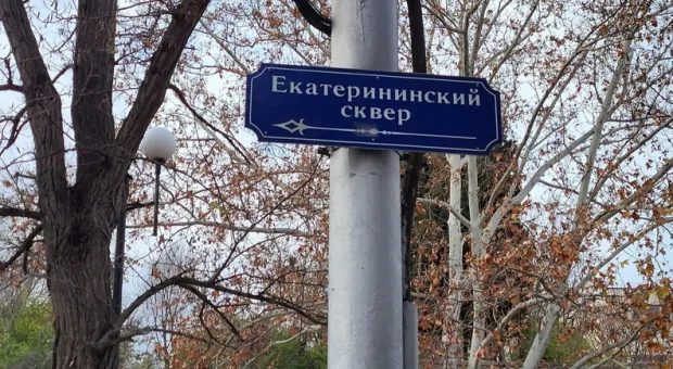 Новости Севастополя - Впервые в истории ВМСУ экипаж вертолета совершил ряд ночных посадок на борт корабля